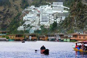 Kashmir Vaishno Devi Tour